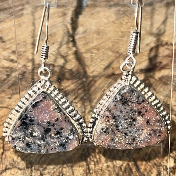 Honey Dendritic Agate Earrings 1 7/8” - Picture 6 of 8